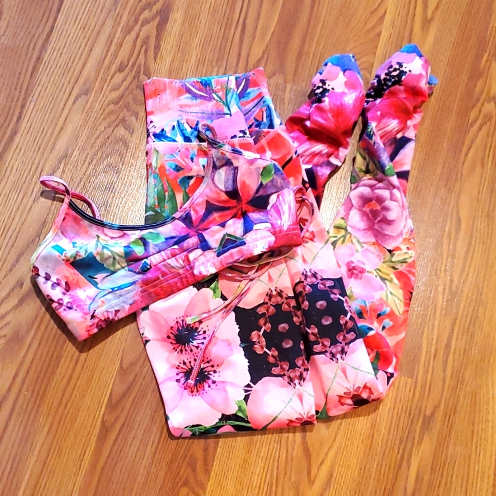 Mika Yoga Set